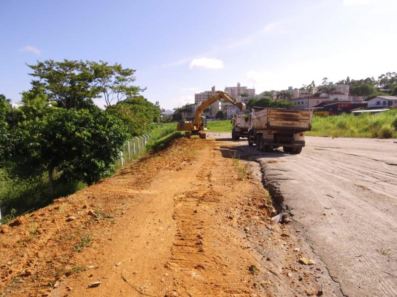 Rua Deputado Antônio Edu Vieira