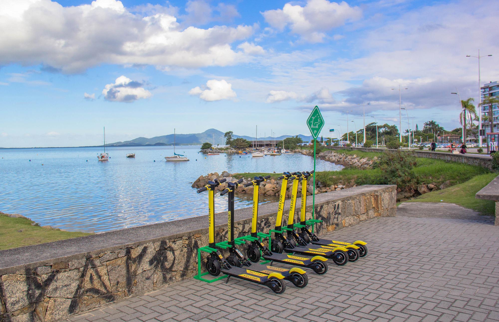 Patinetes elétricos em São José