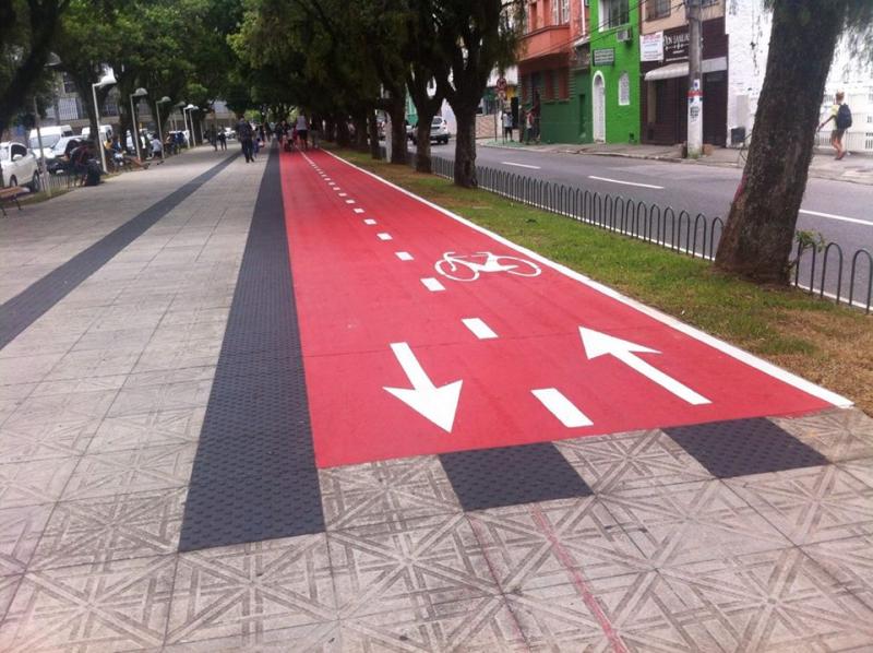 Avenida Hercílio Luz