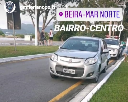 Engavetamento veículos Avenida Beira-Mar Norte