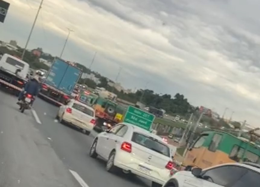 Caminhão com problemas