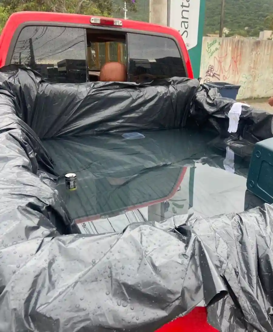 piscina picape caçamba