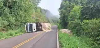 na localidade de linha Prateleira SC-305