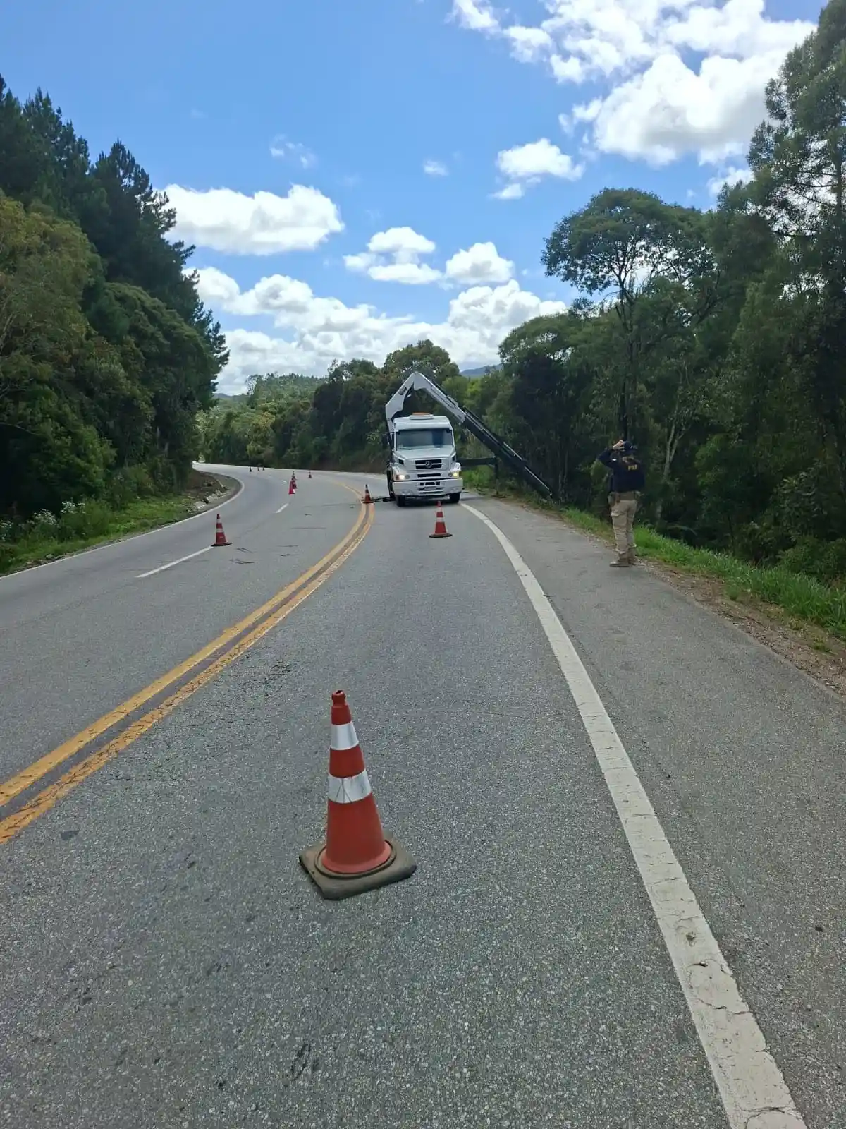 para remoção de veículo acidentado
